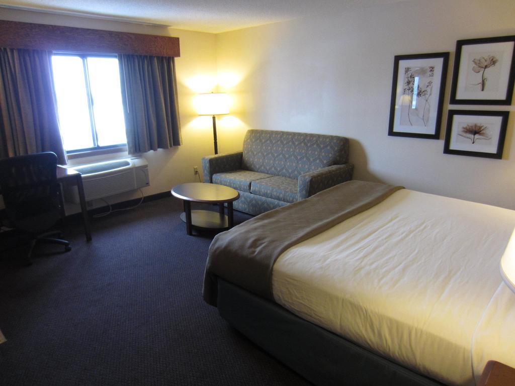 Americinn By Wyndham Hutchinson Kamer foto